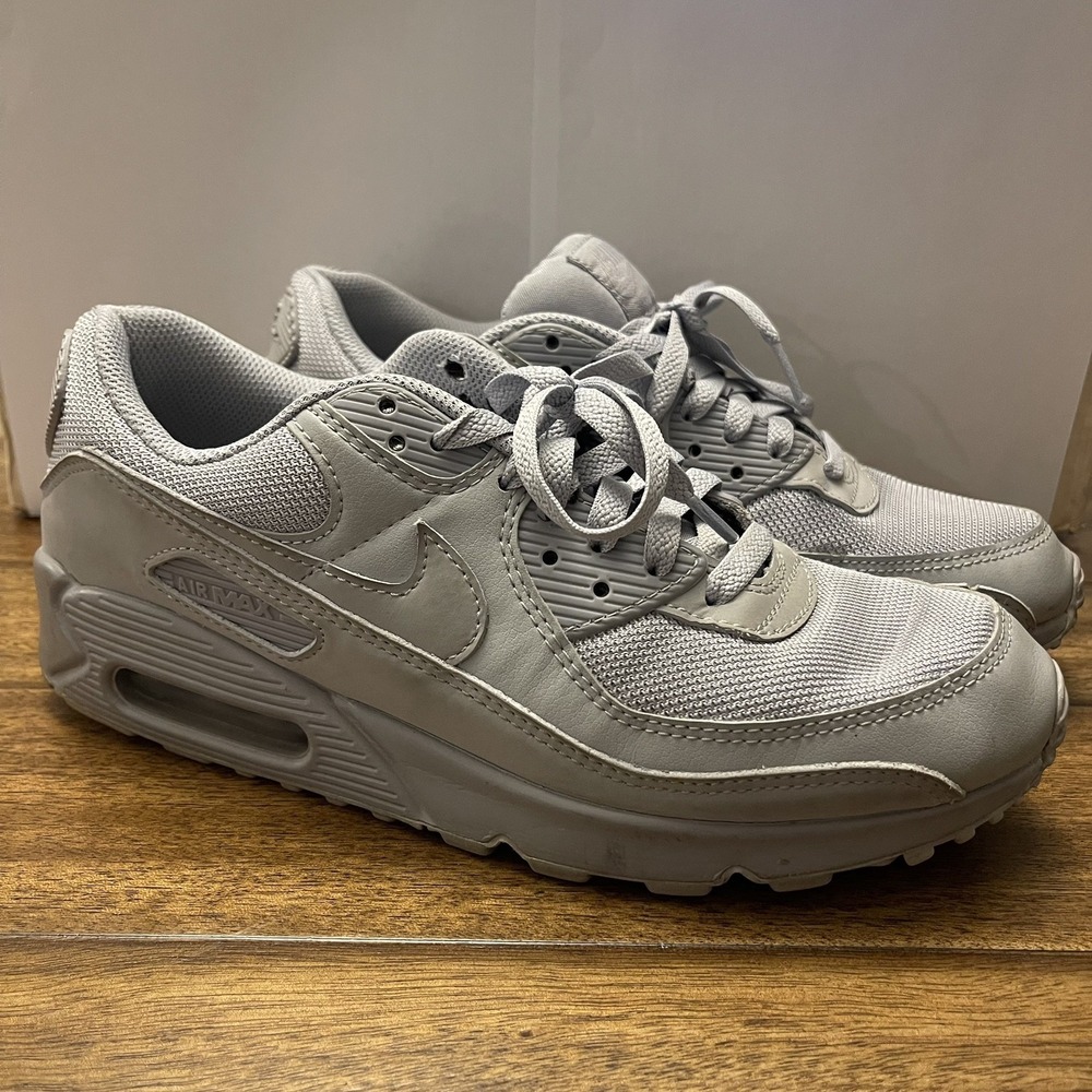 Nike Air Max 90 Triple Grey Mens Size 8.5 CN8490-001